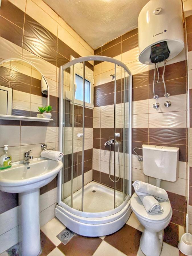 Md Apartments Ulcinj Eksteriør bilde