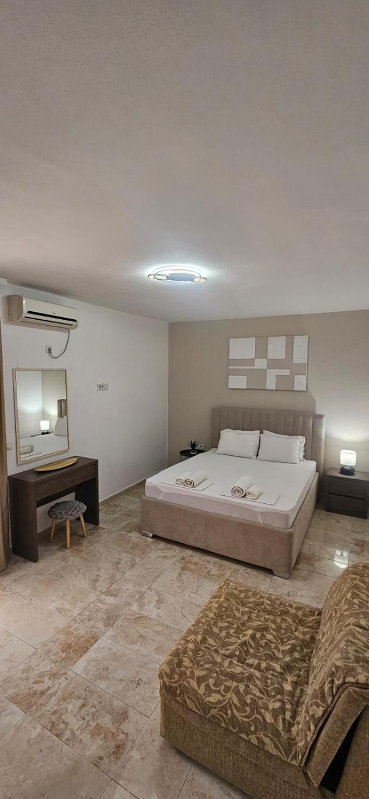 Md Apartments Ulcinj Eksteriør bilde